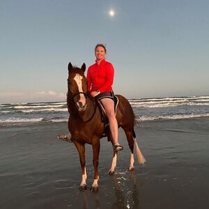 Meet your Posher, Jennifer